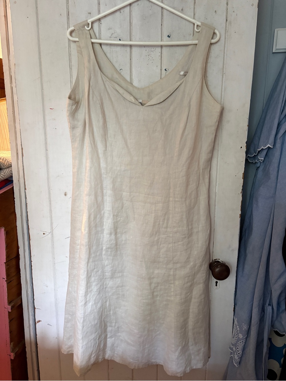 Steilmann linen dress with side zip.
